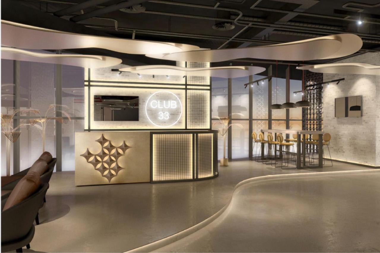 Element By Westin West Bay Doha Exterior foto The lounge at the airport